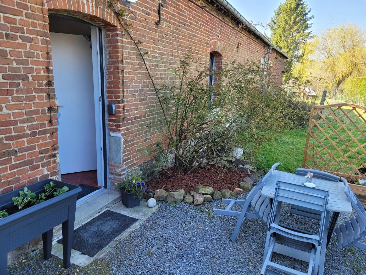 Studio Bienvenue Du Cote De Chez Nous Avec Jardin Privatif Wignehies Zewnętrze zdjęcie